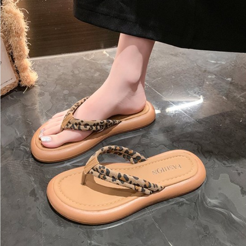 Sandal Jepit Bermerek untuk Wa - Street Fashion Luxury ulasan dan harga